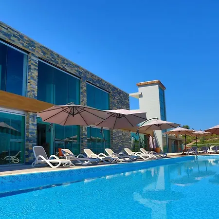 Bodrum Adabuku Luks 2+1 Ozel Plaj Ve Havuzlu Willa *
