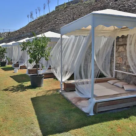 Bodrum Adabuku Luks 2+1 Ozel Plaj Ve Havuzlu Willa