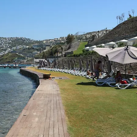 Willa Bodrum Adabuku Luks 2+1 Ozel Plaj Ve Havuzlu