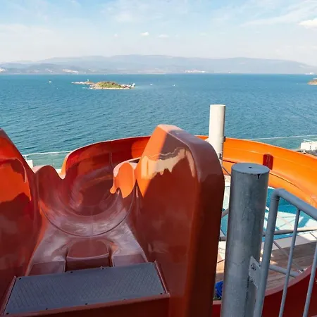 Bodrum Adabuku Luks 2+1 Ozel Plaj Ve Havuzlu Willa *